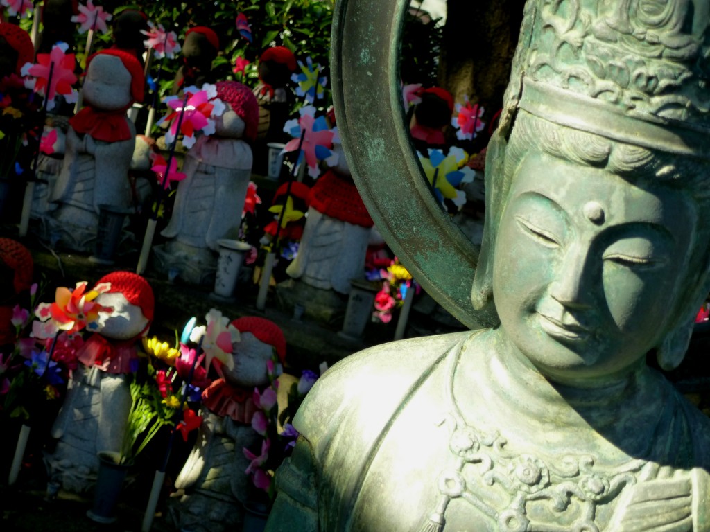 Zdjęcia: Tokio, Tokio, kolorowe oblicze śmierci, JAPONIA Zdjęcia: Tokio, Tokio, kolorowe oblicze śmierci, JAPONIA