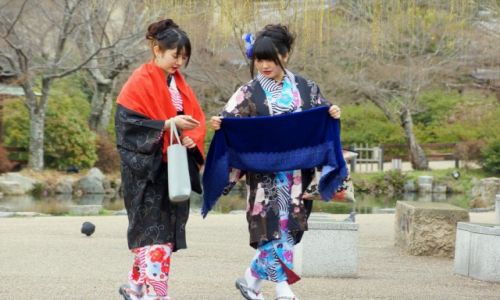 Zdjecie JAPONIA / - / Park w Kioto / Japoneczki