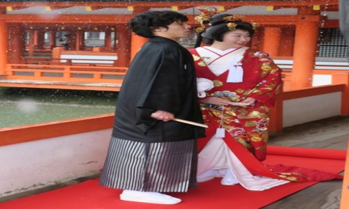 Zdjecie JAPONIA / Honsiu / Miyajima / Japonia wcale nie musi by bardzo droga