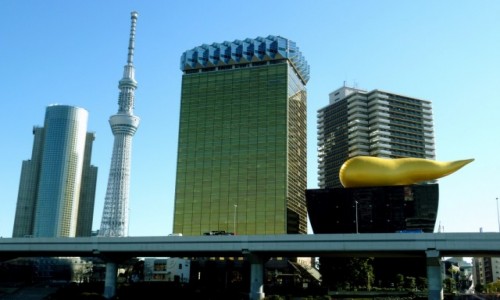 Zdjcie JAPONIA / Tokio / Asakusa / Zoty pomie kompanii piwowarskiej Asahi