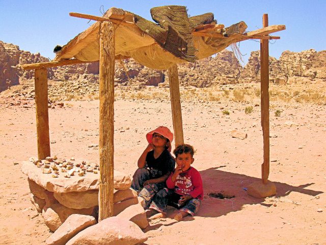Zdjęcia: Petra, Dzieci pustyni, JORDANIA Zdjęcia: Petra, Dzieci pustyni, JORDANIA