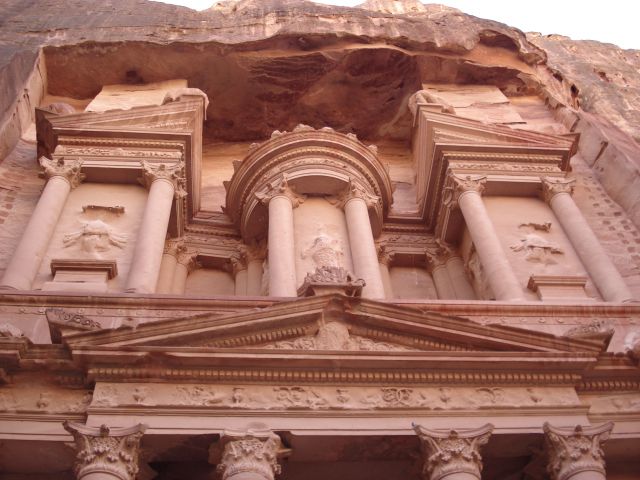 Zdjęcia: Petra, Ma an, Skarbiec z bliska, JORDANIA Zdjęcia: Petra, Ma an, Skarbiec z bliska, JORDANIA