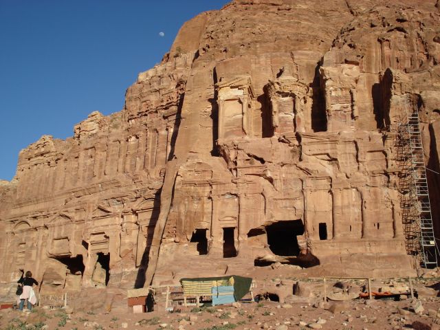 Zdjęcia: Petra, Ma an, Grobowce królewskie, JORDANIA Zdjęcia: Petra, Ma an, Grobowce królewskie, JORDANIA