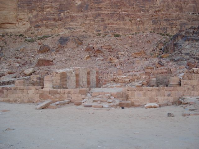 Zdjęcia: Wadi Rum, Aqaba, Nabatejska świątynia, JORDANIA Zdjęcia: Wadi Rum, Aqaba, Nabatejska świątynia, JORDANIA