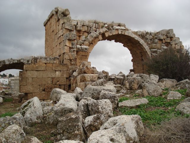 Zdjęcia: Jarash, Jarash, Ruiny miejskich łażni, JORDANIA Zdjęcia: Jarash, Jarash, Ruiny miejskich łażni, JORDANIA