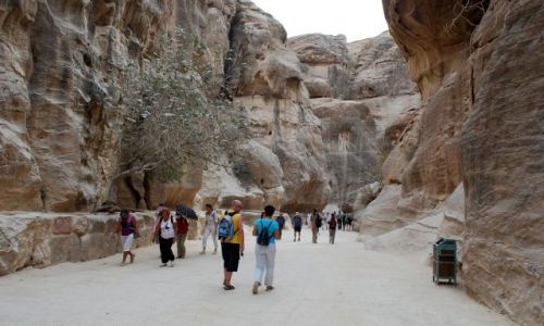 Zdjecie JORDANIA / Bliski Wschd / Petra / W Skalnym miecie