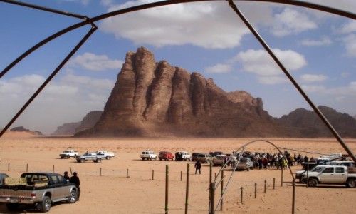 Zdjcie JORDANIA / JORDANIA PD. /  PUSTYNIA WADI RUM / 7 FILARW WIATA
