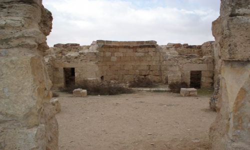 Zdjęcie JORDANIA / Madaba / Um Rasas / Um Rasas - ruiny kościoła