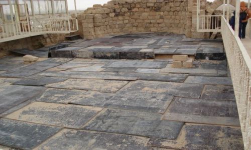 Zdjęcie JORDANIA / Madaba / Um Rasas / Konserwacja mozaik a'la Jordania
