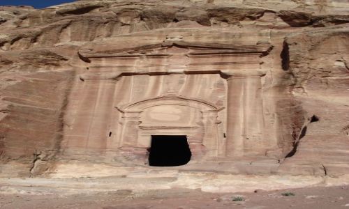 Zdjęcie JORDANIA / Ma an / Petra / Grobowiec