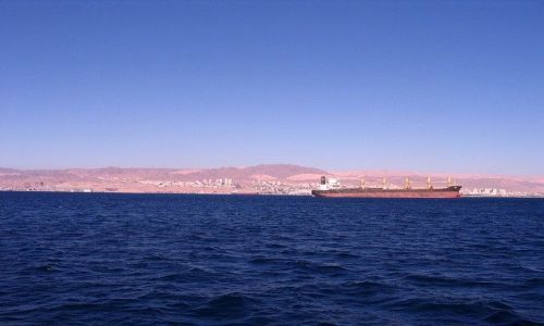 Zdjęcie JORDANIA /  płd-zach Jordania muhafaz Maan, /  Akaba / Akaba - jedyny port morski Jordanii