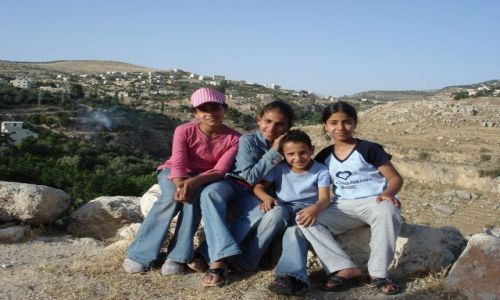 Zdjęcie JORDANIA / brak / Iraq al Amir / przyjaciele