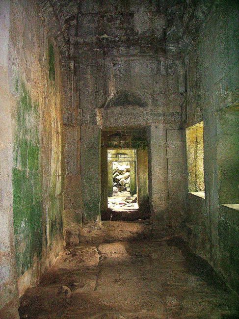 Zdjęcia: światynia Bayon, zespół świątynny Angkor Wat, perspektywa w Bayon, KAMBODżA Zdjęcia: światynia Bayon, zespół świątynny Angkor Wat, perspektywa w Bayon, KAMBODżA