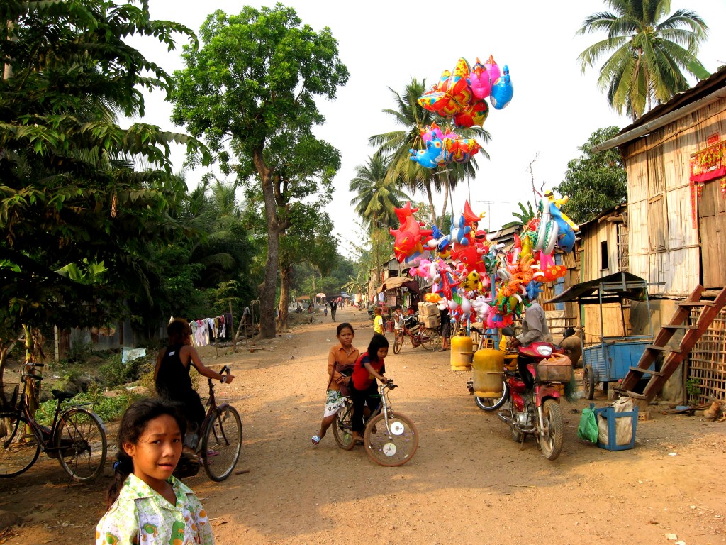 Zdjęcia: village, Battambang, Battambang streets, KAMBODżA Zdjęcia: village, Battambang, Battambang streets, KAMBODżA