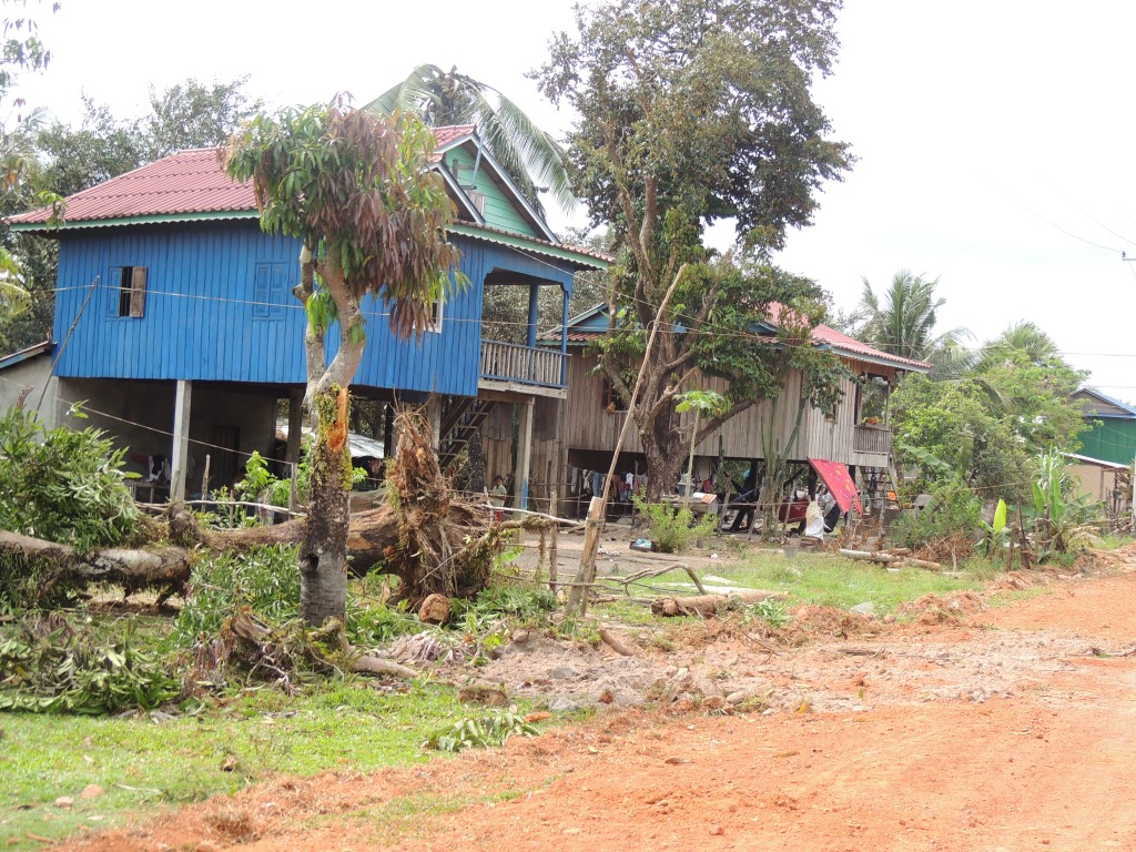 Zdjęcia: Sihanoukville, Kampot, Kambodża-Bieda w cieniu Lexusów, KAMBODżA Zdjęcia: Sihanoukville, Kampot, Kambodża-Bieda w cieniu Lexusów, KAMBODżA