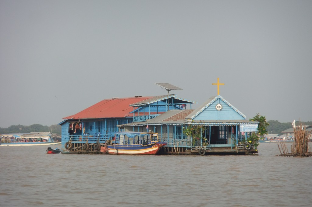 Zdjęcia: Chong Khnies, Tonle Sap, Pływający kościół, KAMBODżA Zdjęcia: Chong Khnies, Tonle Sap, Pływający kościół, KAMBODżA