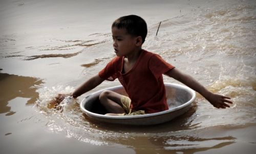 Zdjecie KAMBODA / - / jezioro Tonle Sap / byle do brzegu