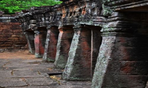 Zdjęcie KAMBODżA / Siem Reap / Angkor  / w krainie Khmerów...