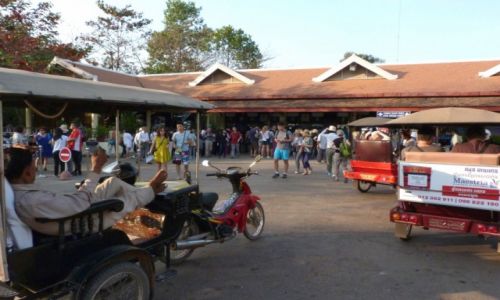 Zdjęcie KAMBODżA / Siam Reap / Angkor / Wokół Angkor Wat