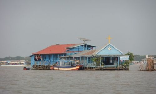Zdjecie KAMBODA / Tonle Sap / Chong Khnies / Pywajcy koci