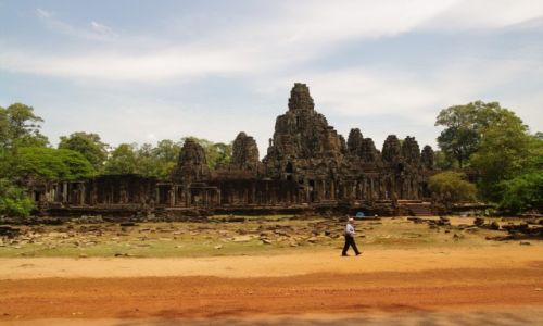 Zdjecie KAMBODA / Kamboda / Angtor Thom / poranek w wiatyni