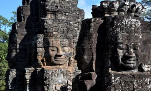 Zdjcie KAMBODA / Okolice Siem Reap / Angkor / Twarze  w wityni Bajon