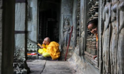 Zdjecie KAMBODA / Angkor / Angkor Wat / W zakamarkach Angkoru..