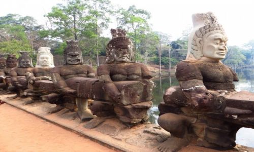 Zdjcie KAMBODA / Angkor / Angkor Thom / brama poudniowa