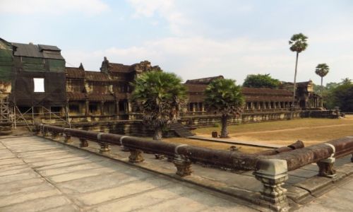Zdjcie KAMBODA / Angkor / okolice Siem Reap / Angkor Wat
