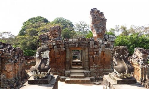 Zdjcie KAMBODA / Angkor / okolice Siem Reap / witynia Mebon Wschodni