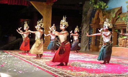 Zdjcie KAMBODA / Angkor / Siem Reap / wystp folklorystyczny