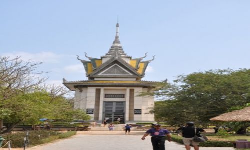 Zdjęcie KAMBODżA / Phnom Penh / Phnom Penh / Stupa na Polach śmierci