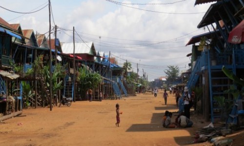 Zdjcie KAMBODA / Jezioro Tonle Sap / Kampong Phluk / 