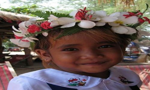 Zdjecie KAMBODA / Sihanoukville / Sihanoukville / Wystrojona moda panna
