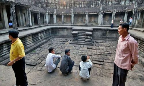 Zdjęcie KAMBODżA / brak / SIEM REAP Angkor Wat / ***