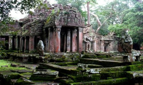 Zdjęcie KAMBODżA / Siam Reap / Angkor Wat / wejscie do mojej Shangri-La