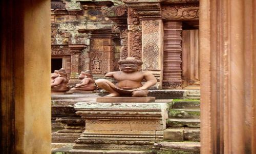 Zdjęcie KAMBODżA / okolice Siem Reap / świątynia Banteay Srei / zgłębić tajemnicę........