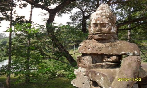 Zdjcie KAMBODA / angkor wat / kambodza / twarz z przeszlosci