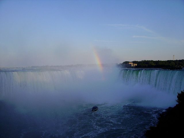 Zdjęcia: Niagara Falls, Ontario, tęcza nad Wodospadem Podkowy - kanadyjska strona, KANADA Zdjęcia: Niagara Falls, Ontario, tęcza nad Wodospadem Podkowy - kanadyjska strona, KANADA