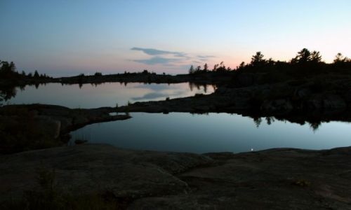 Zdjcie KANADA / Ontario / Wyspa Franklin Island na zatoce Georgian Bay / Widok z biwaku na wyspie Franklin Island