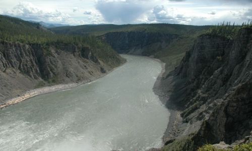 Zdjecie KANADA / NW territories / Nahanni river / 4ty kanion