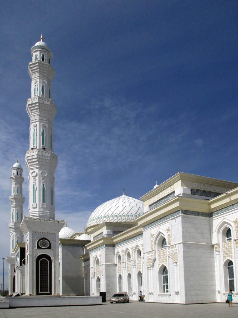 Zdjęcia: Chazriet - Meczet Sułtana, ASTANA, Nowy wymiar tradycji2, KAZACHSTAN Zdjęcia: Chazriet - Meczet Sułtana, ASTANA, Nowy wymiar tradycji2, KAZACHSTAN