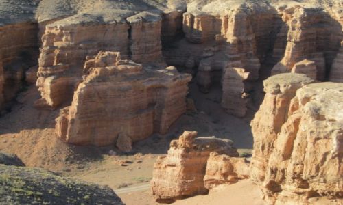 Zdjęcie KAZACHSTAN / Kazachstan / Kazachstan, przy granicy z Kirgistanem / Kanion Szaryn  (Charyn Canyon)   KONKURS