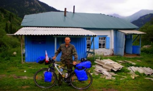 Zdjecie KAZACHSTAN / Kazachstan / Kazachstan / Stranik parku  narodowego z  maja  Matyld 