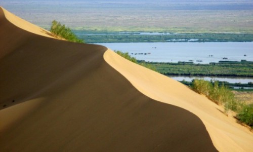 Zdjcie KAZACHSTAN / Poudniowy-wschd / Atyn Emel / Kurhan Czyngis Chana