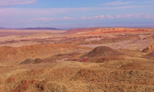 Zdjecie KAZACHSTAN / Poudniowo-wschodni Kazachstan / Boguty Mountains / Marsjaski krajobraz