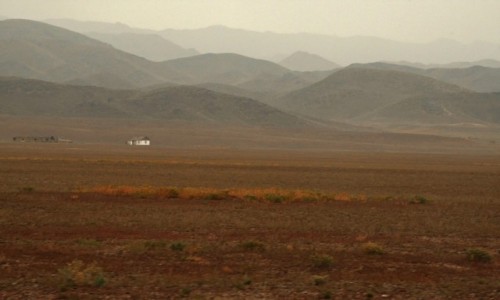 Zdjcie KAZACHSTAN / pd. Kazachstan, Amatynska obast / w drodze... / Tien Szan w deszczu