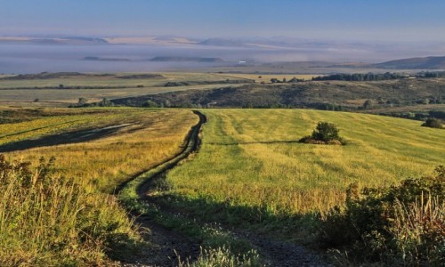 Zdjecie KAZACHSTAN / obwd wschodniokazachstaski / ok. wsi Bieousow / Jak dobrze wsta skoro wit.... ;)