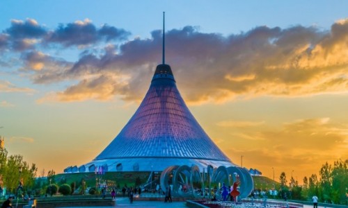 KAZACHSTAN / --- / --- / Loty do Nur-Sułtan