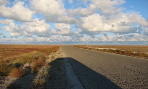 Zdjecie KAZACHSTAN / Morze Kaspijskie / okolice Aktau / Droga